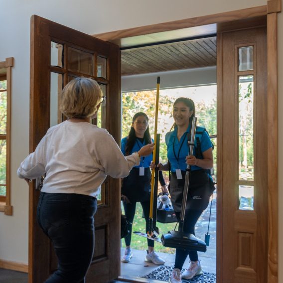 House cleaning team arriving at a customer’s home