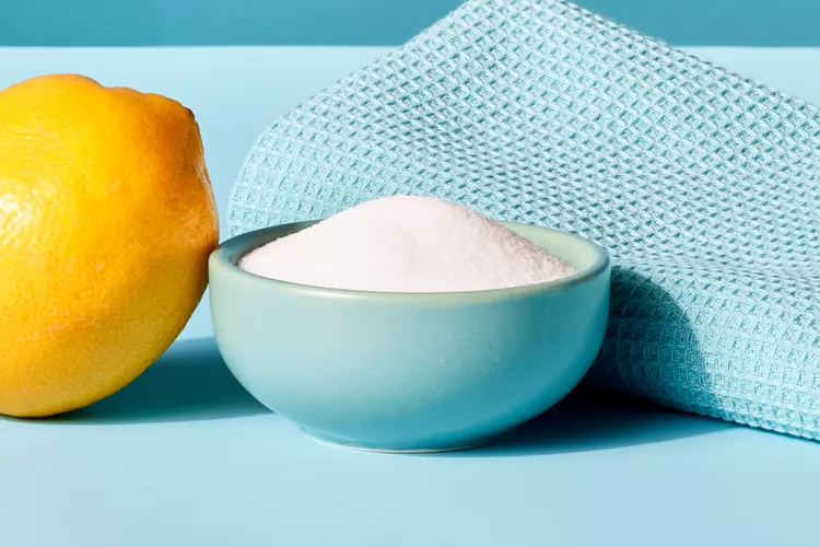 6 Things You Should Never Clean With Baking Soda