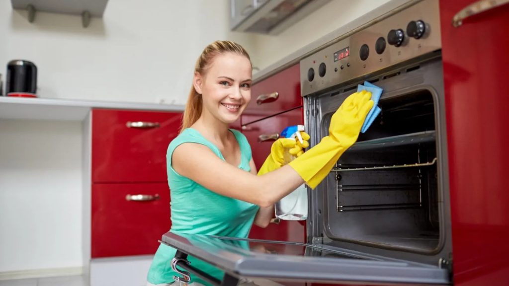 How to Clean Your Cooktop and Oven